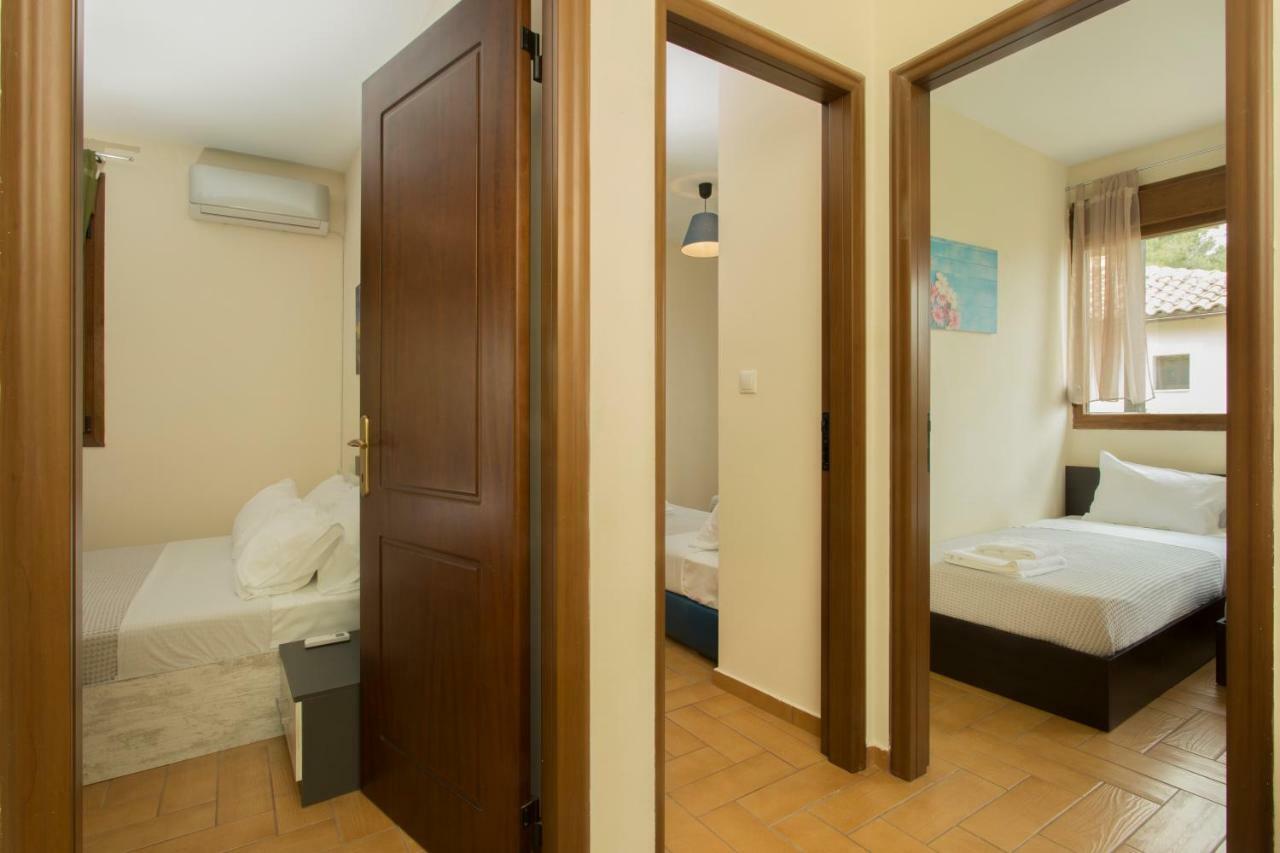 סיווירי Izabella Sea Side Villa מראה חיצוני תמונה